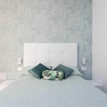 Sunnyland Cruz Loft Parking Apartment Santa Cruz de Tenerife