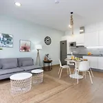 Sunnyland Cruz Loft Parking Апартаменты *